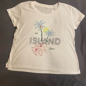 Super, super soft t-shirt, tropical style.